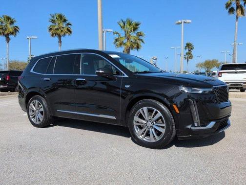 2021 Cadillac XT6 Premium Luxury FWD
