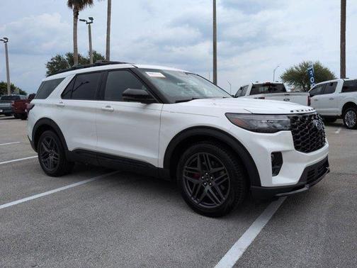 White Metallic 2025 Ford Explorer ST
