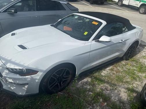 2022 Ford Mustang EcoBoost Premium