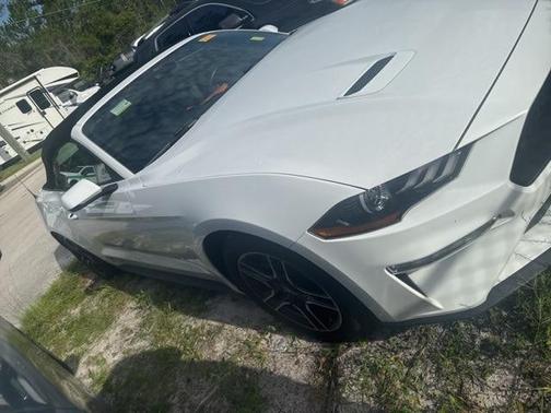 2022 Ford Mustang EcoBoost Premium