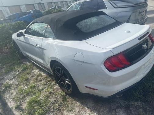2022 Ford Mustang EcoBoost Premium