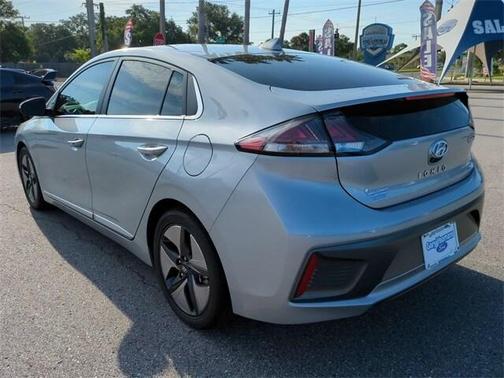 2021 Hyundai IONIQ Hybrid SEL