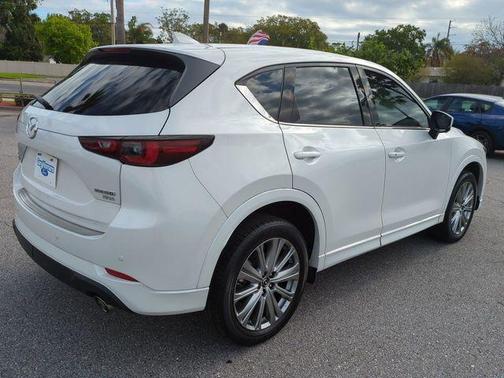 Rhodium White Metallic 2023 Mazda CX-5 Signature