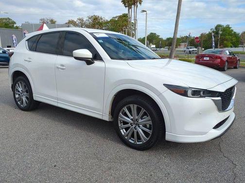 Rhodium White Metallic 2023 Mazda CX-5 Signature