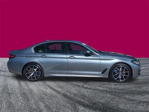 2022 BMW 540 i