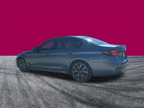 2022 BMW 540 i