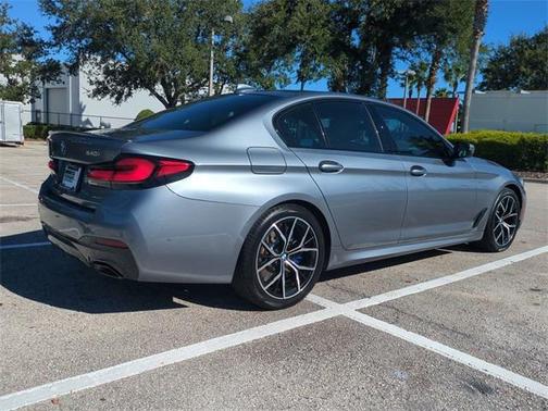 2022 BMW 540 i