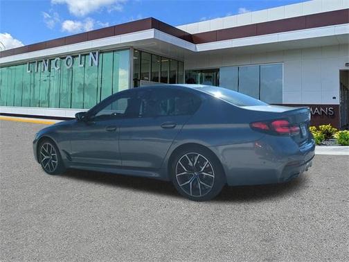 2022 BMW 540 i