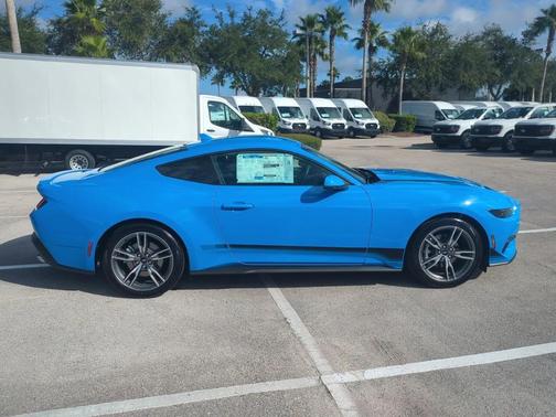 2025 Ford Mustang EcoBoost