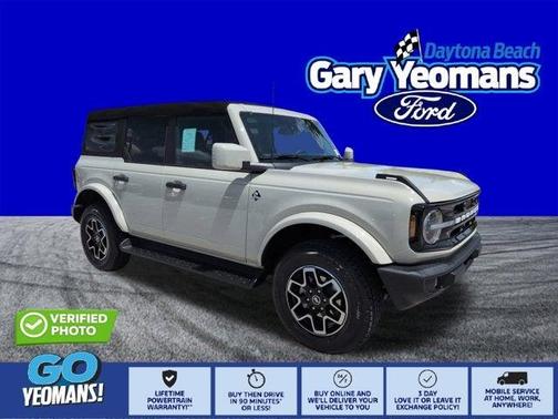 Desert Sand 2026 Ford Bronco Outer Banks