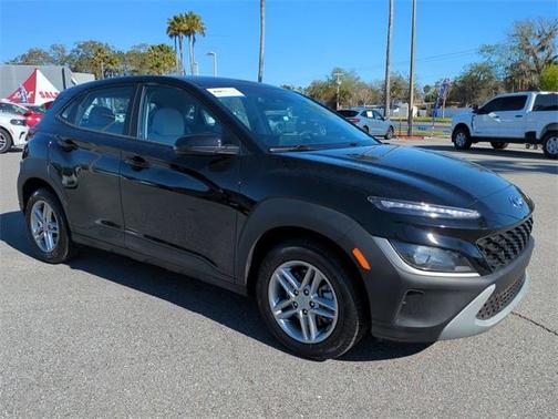 2023 Hyundai KONA SE