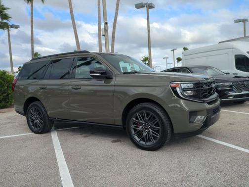 2025 Ford Expedition Platinum