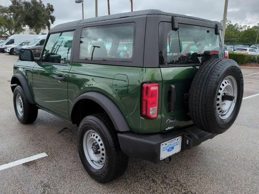 2025 Ford Bronco Base