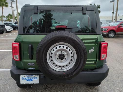 2025 Ford Bronco Base