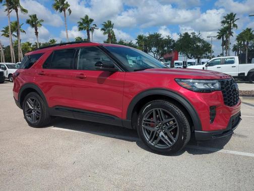 2025 Ford Explorer ST