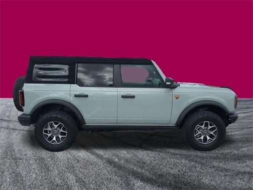 2021 Ford Bronco Badlands