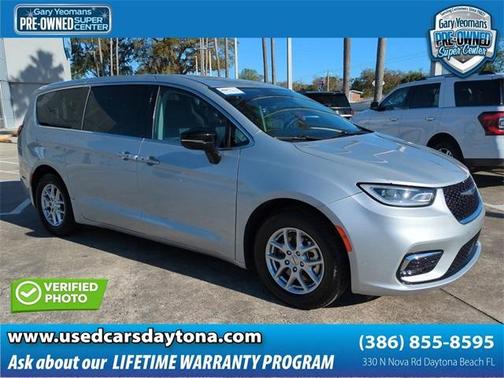 2024 Chrysler Pacifica Touring-L