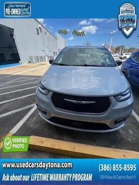 2024 Chrysler Pacifica Touring-L