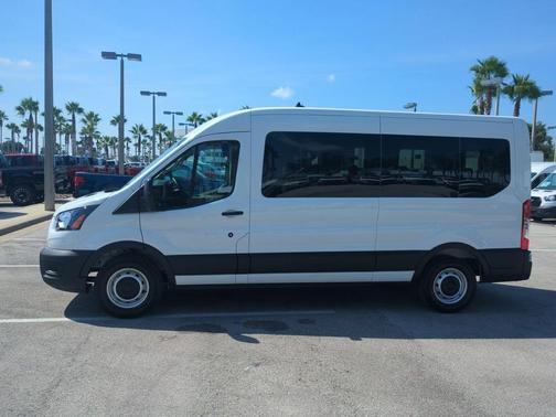 2025 Ford Transit-350 XL