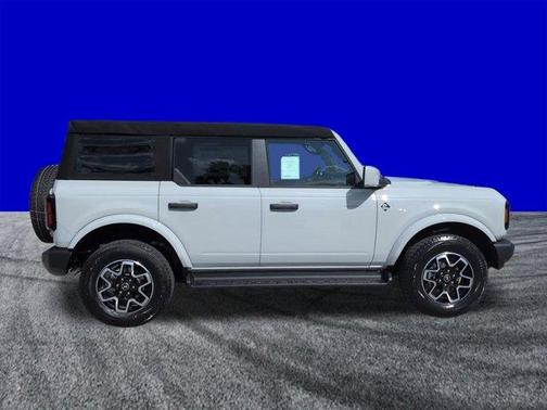 Avalanche 2026 Ford Bronco Outer Banks