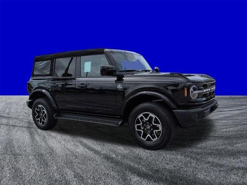 Shadow Black 2026 Ford Bronco Outer Banks
