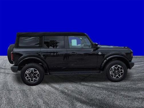 Shadow Black 2026 Ford Bronco Outer Banks