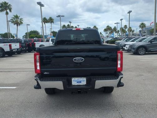 2025 Ford F-250 XLT