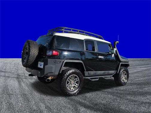 2014 Toyota FJ Cruiser Base