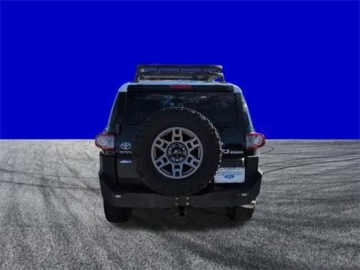 2014 Toyota FJ Cruiser Base
