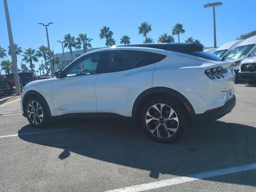 2025 Ford Mustang Mach-E Select