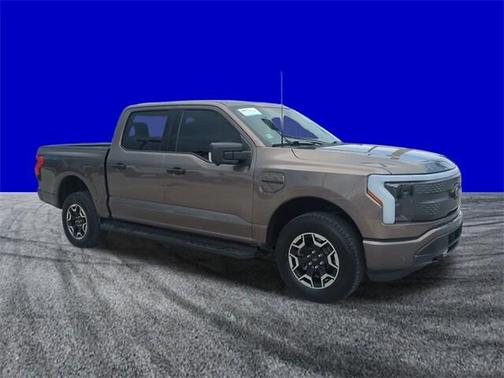 2023 Ford F-150 Lightning XLT