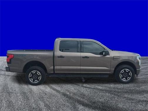 2023 Ford F-150 Lightning XLT