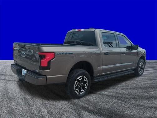 2023 Ford F-150 Lightning XLT