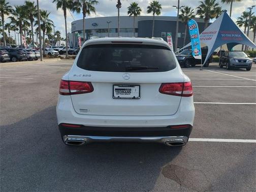 2017 Mercedes-Benz GLC 300 Base