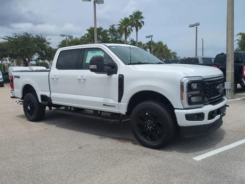 2025 Ford F-350 Lariat Super Duty