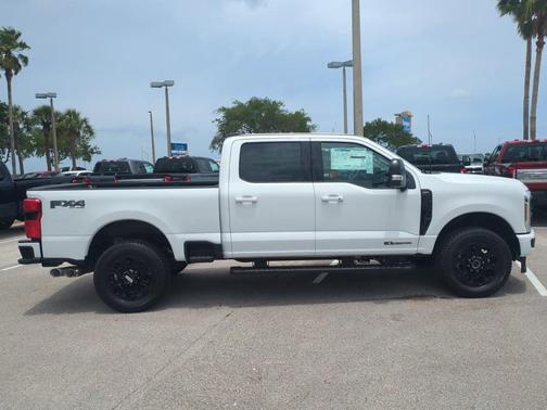 2025 Ford F-350 Lariat Super Duty