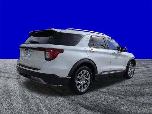 White Metallic 2026 Ford Explorer Platinum
