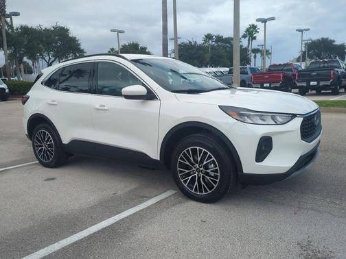 2025 Ford Escape PHEV
