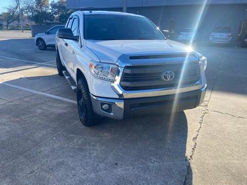 2015 Toyota Tundra SR5