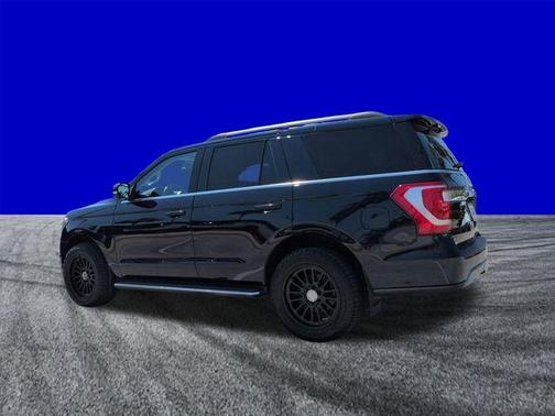 Blue Metallic 2021 Ford Expedition XLT