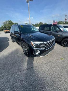 Deep Black Pearl Effect 2024 Volkswagen Atlas 2.0T SEL