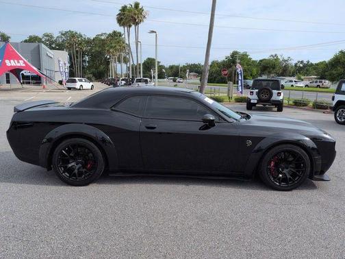 Pitch Black Clearcoat 2021 Dodge Challenger SRT Hellcat