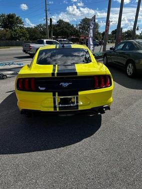 2021 Ford Mustang EcoBoost