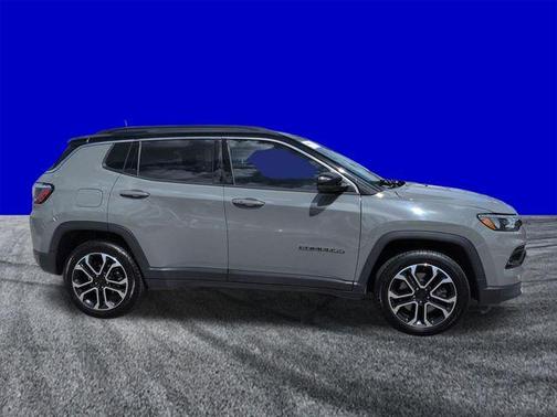 Sting Gray Clearcoat 2024 Jeep Compass Limited
