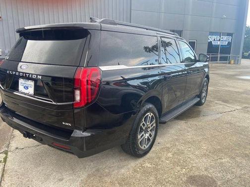 Black Metallic 2025 Ford Expedition Max Active