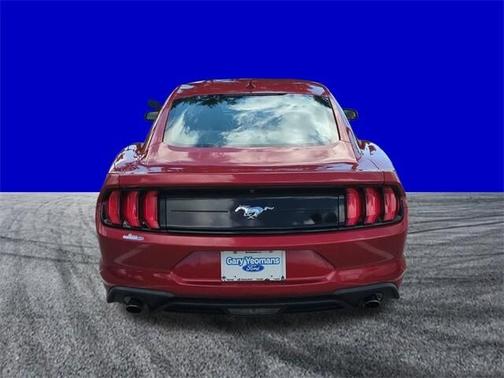 2021 Ford Mustang EcoBoost