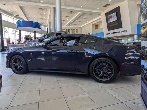 2025 Ford Mustang Dark Horse