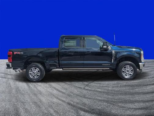 2025 Ford F-350 Lariat Super Duty