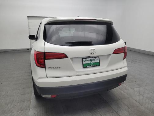 White Diamond Pearl 2017 Honda Pilot EX-L