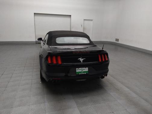 2015 Ford Mustang V6